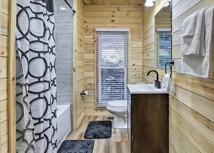 Smokey Mountain Hideaway