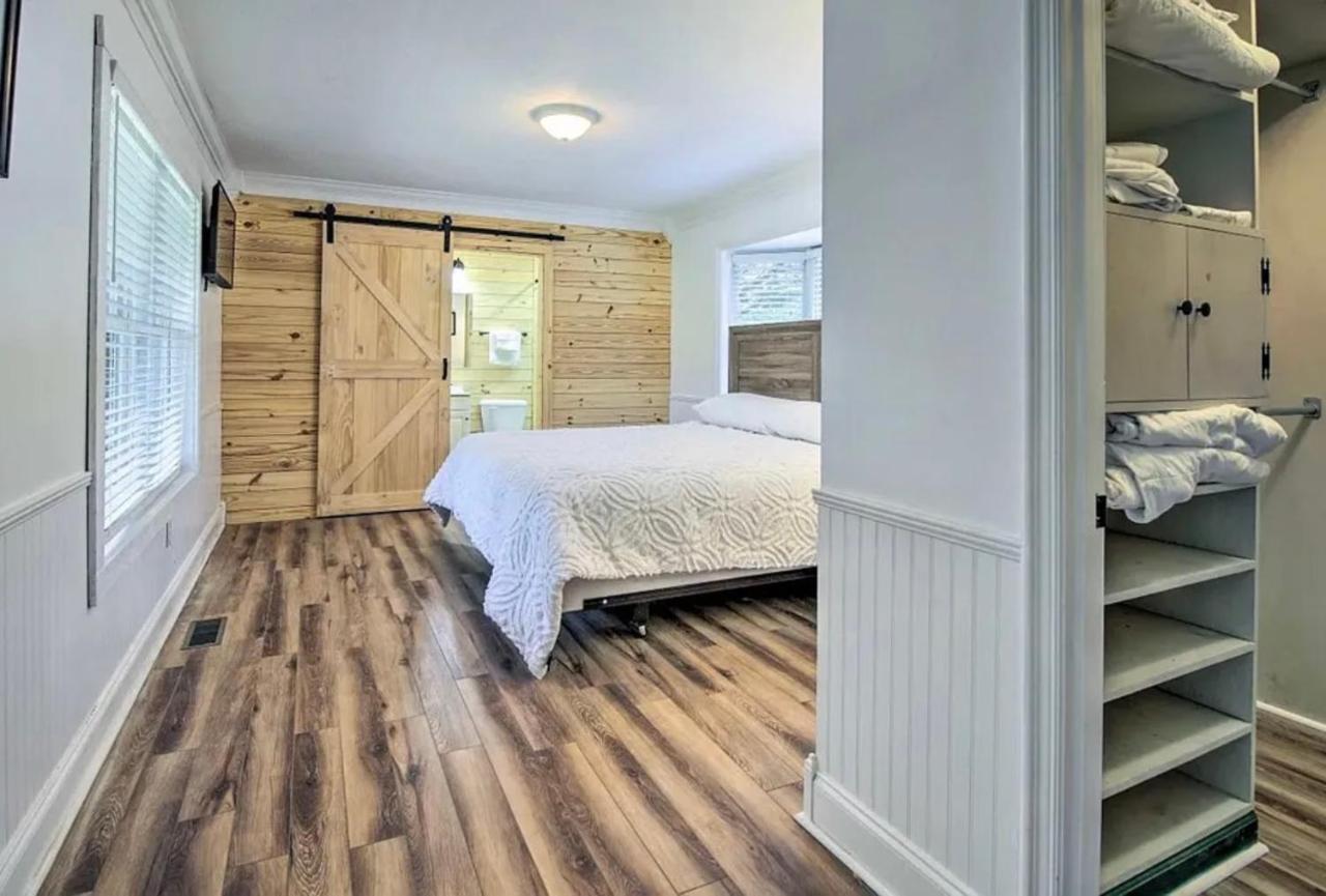 Chalet Smokey Mountain Hideaway Gatlinburg